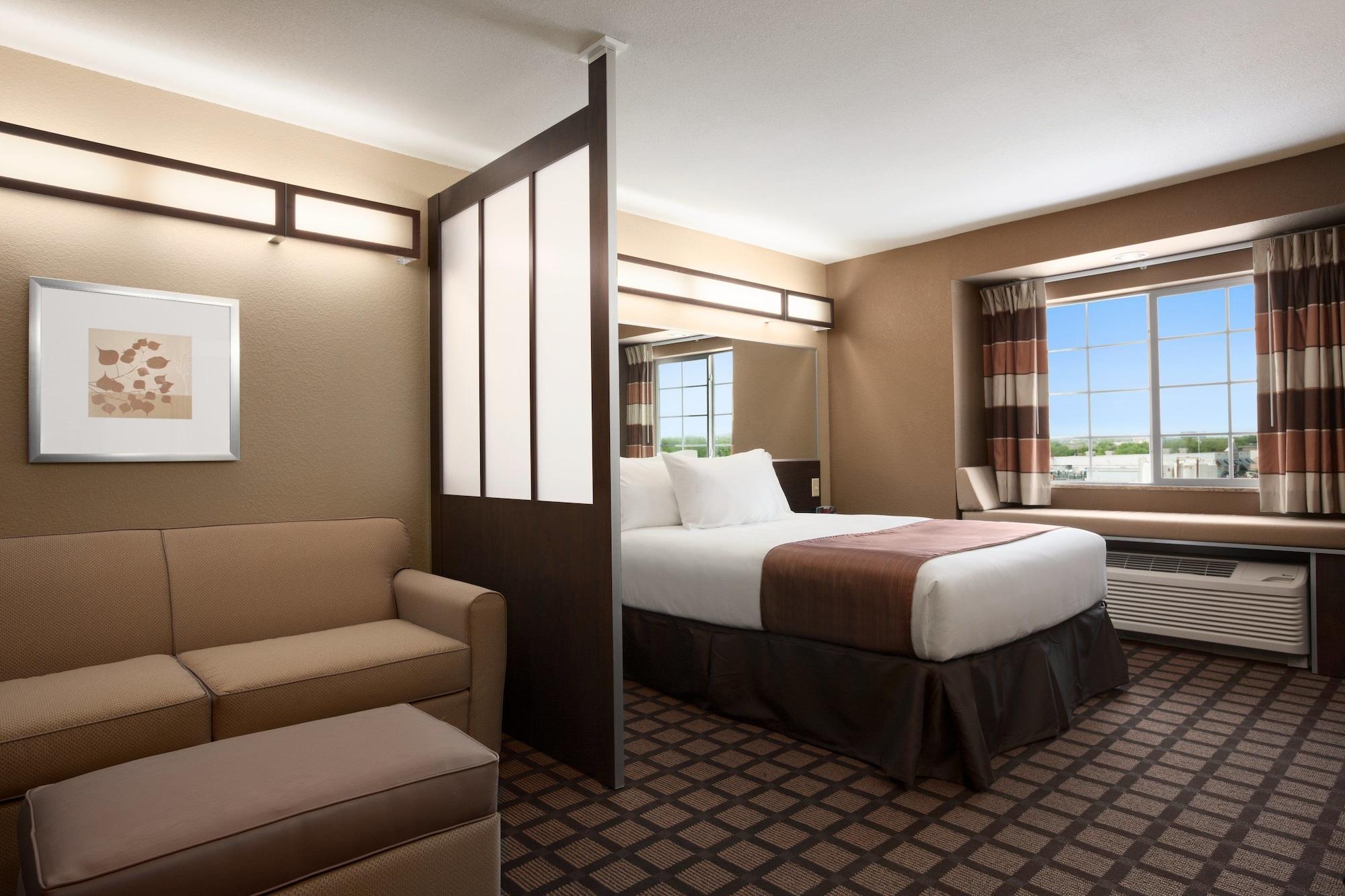 Microtel Inn & Suites By Wyndham Midland Exterior foto